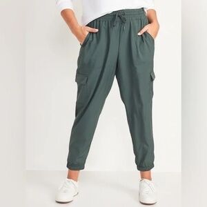 Old Navy StretchTech High-rise Cargo Jogger - Green, XL